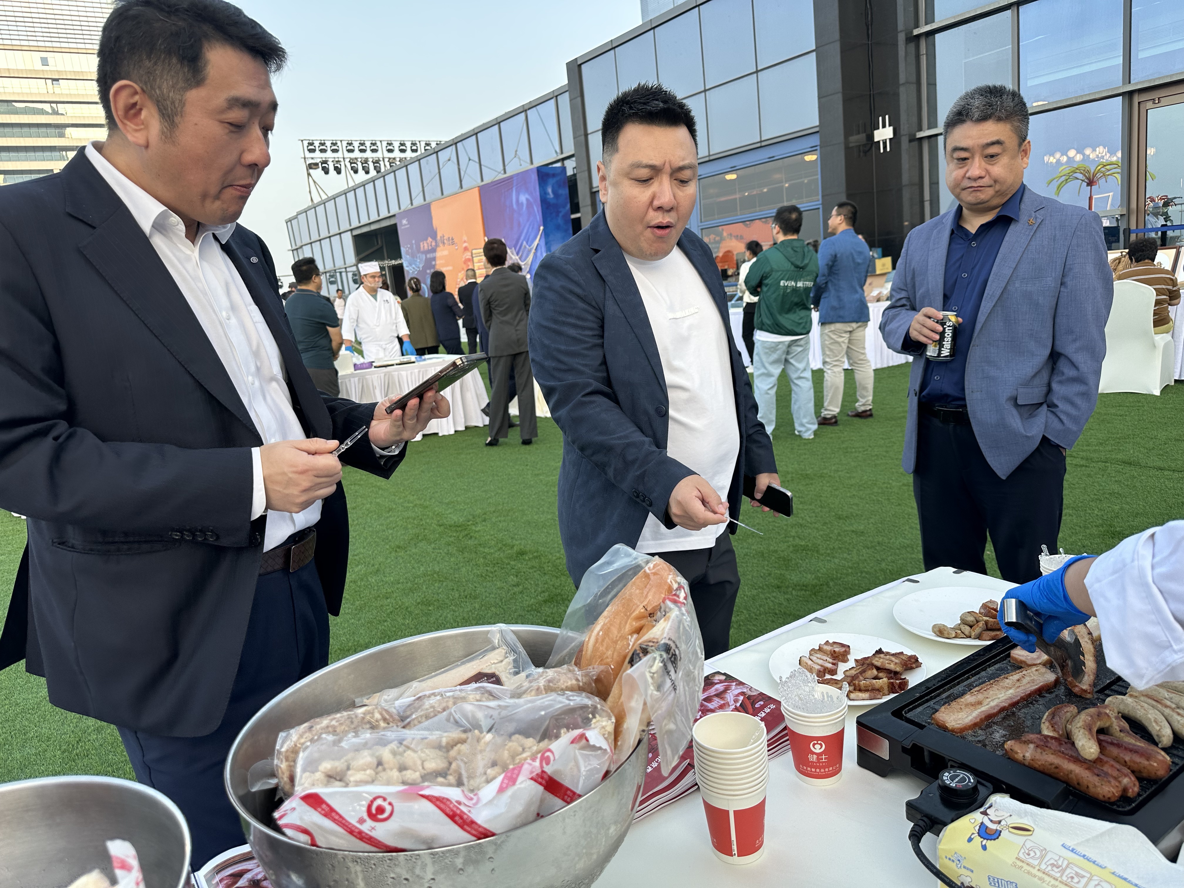 北京西餐美食之旅：從“聚味煙臺”到懷柔豐收節！ title=